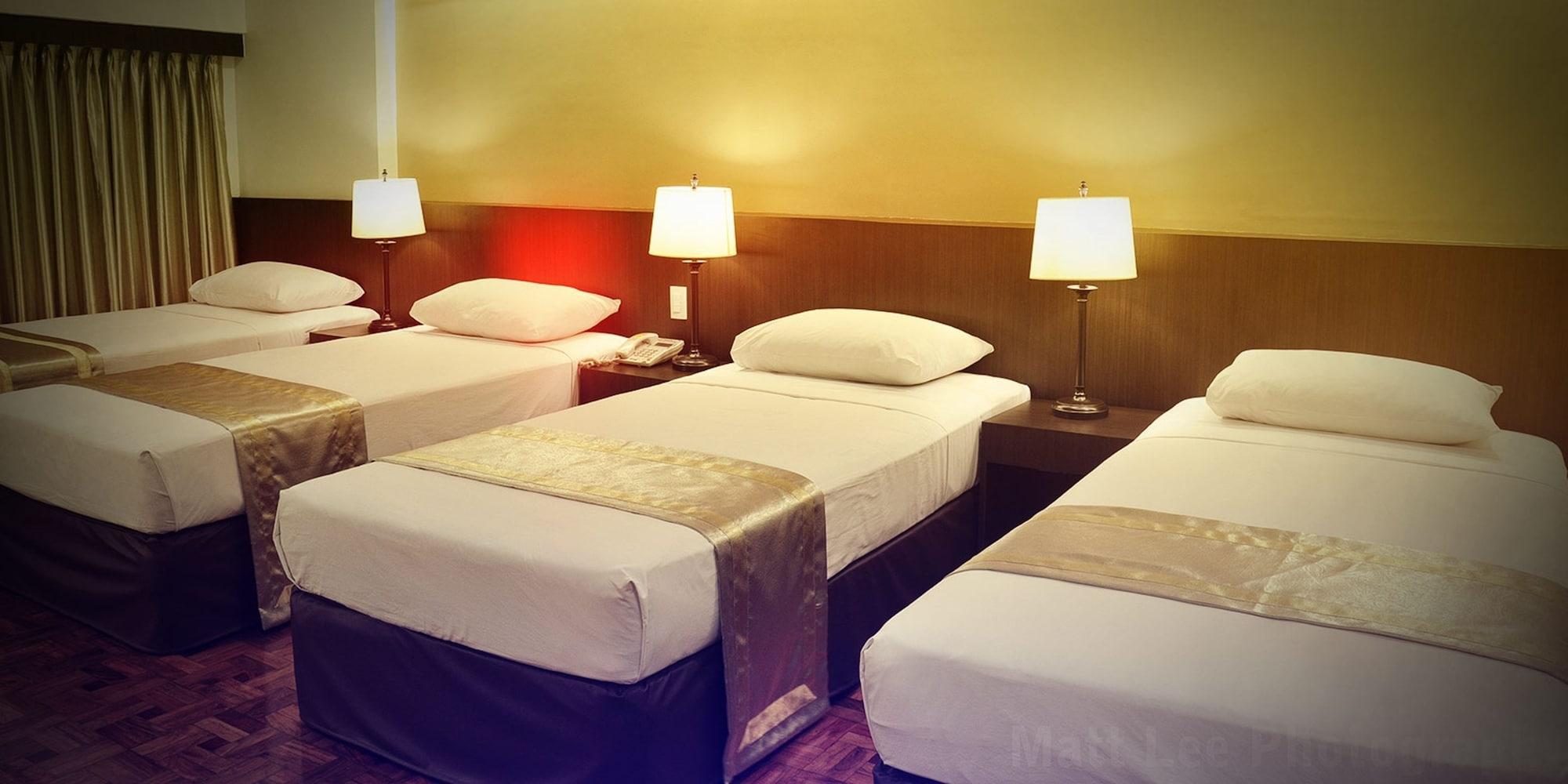 Richville Hotel Mandaluyong Extérieur photo
