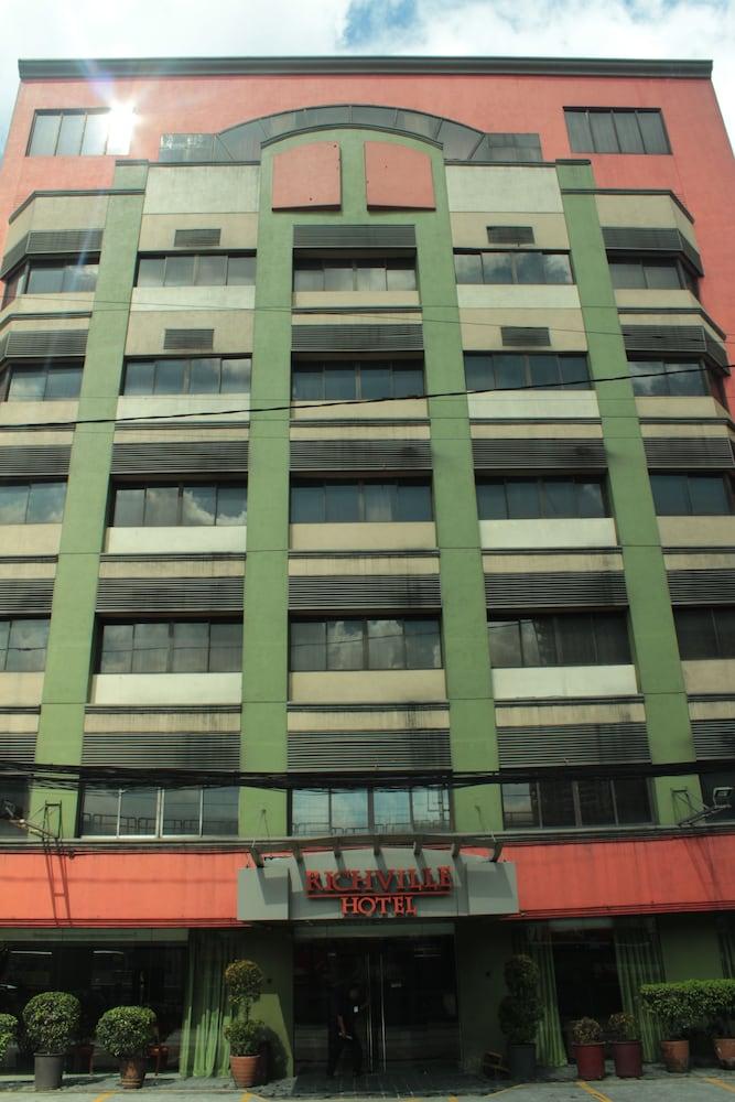 Richville Hotel Mandaluyong Extérieur photo